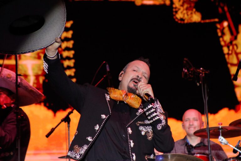 Los Aguilar cierran con broche de oro la edición XVII del Festival Internacional La Nao Acapulco - III