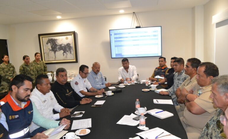 Marina acuerda con Protección Civil de Guerrero, Bomberos de Acapulco impartición de cursos y sistema de comando de incidentes a personal naval
