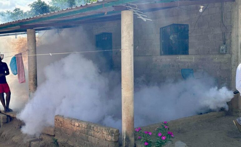 Refuerza la Secretaría de Salud acciones contra el dengue y servicios de salud en San Marcos