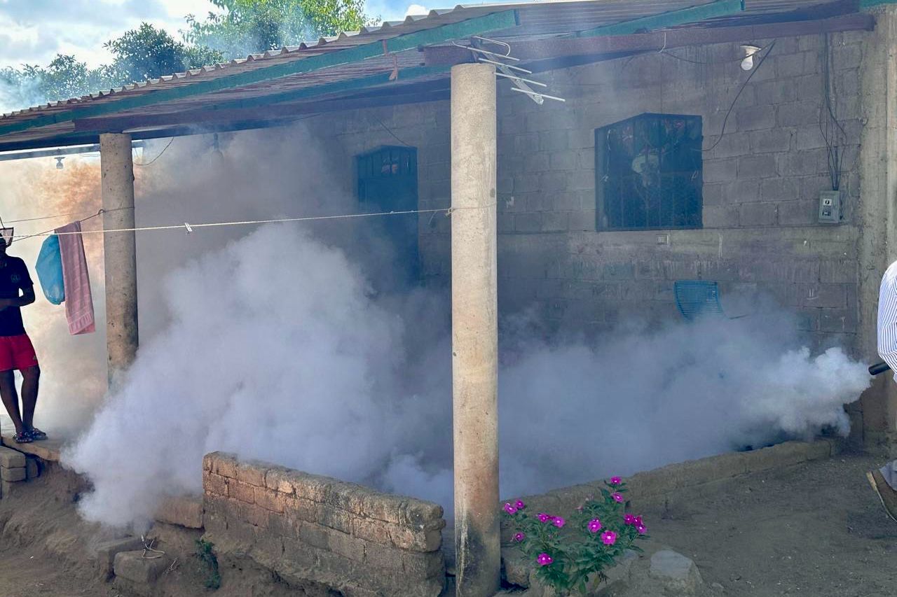 Refuerza la Secretaría de Salud acciones contra el dengue y servicios de salud en San Marcos