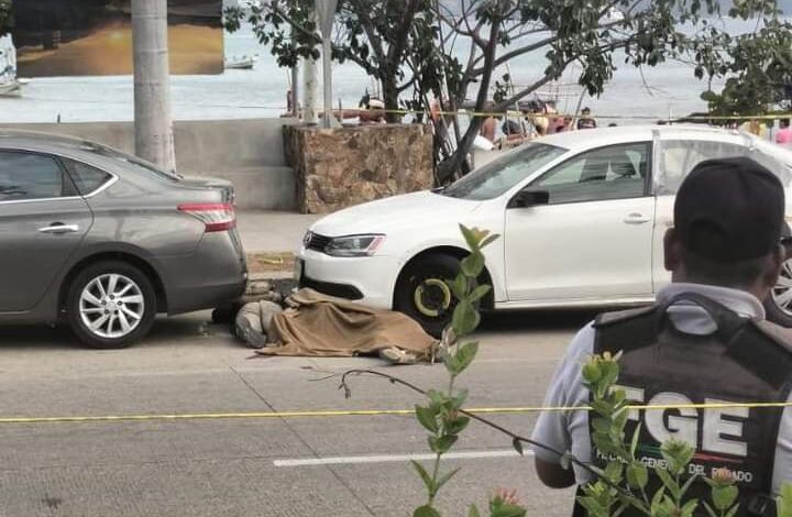 Pese a despliegue de seguridad de la Marina y a minutos que comenzara festival, asesinan a dos hombres jóvenes en Acapulco