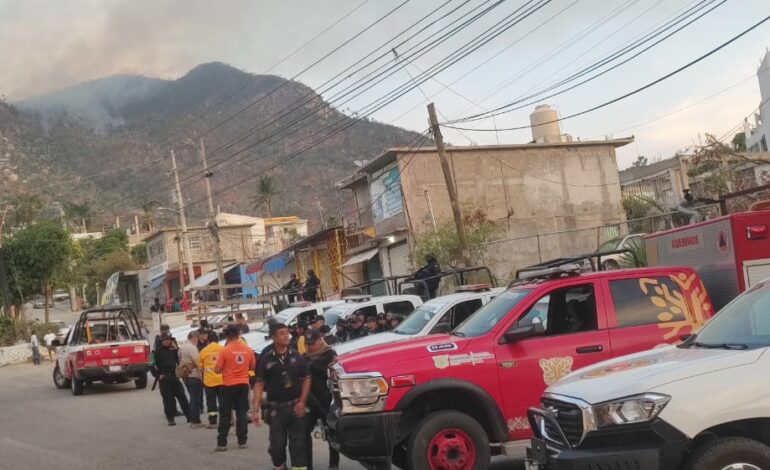 Incendio forestal de Acapulco con 70 por ciento de control