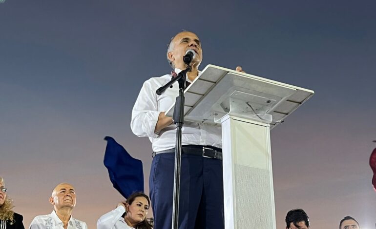 Bajar el costo de luz, de gasolina, que vuelva el Seguro Popular, ofrece Manuel Añorve en su candidatura al Senado