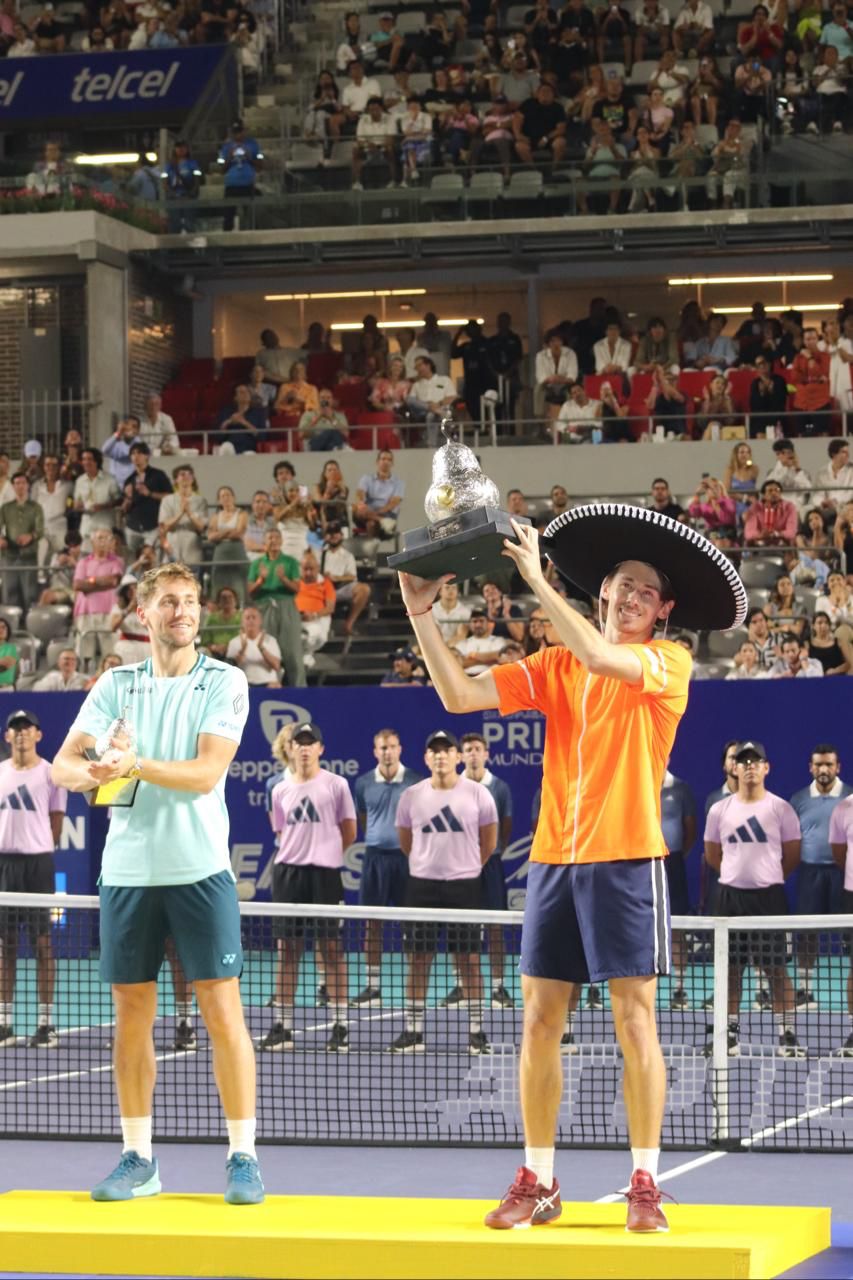 Culmina la edición 31 del Abierto Mexicano de Tenis con la emotiva coronación de Alex de Minaur como bicampeón