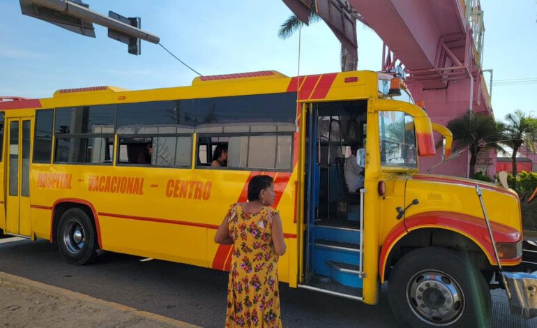 El servicio del transporte público en Acapulco opera al cien por ciento