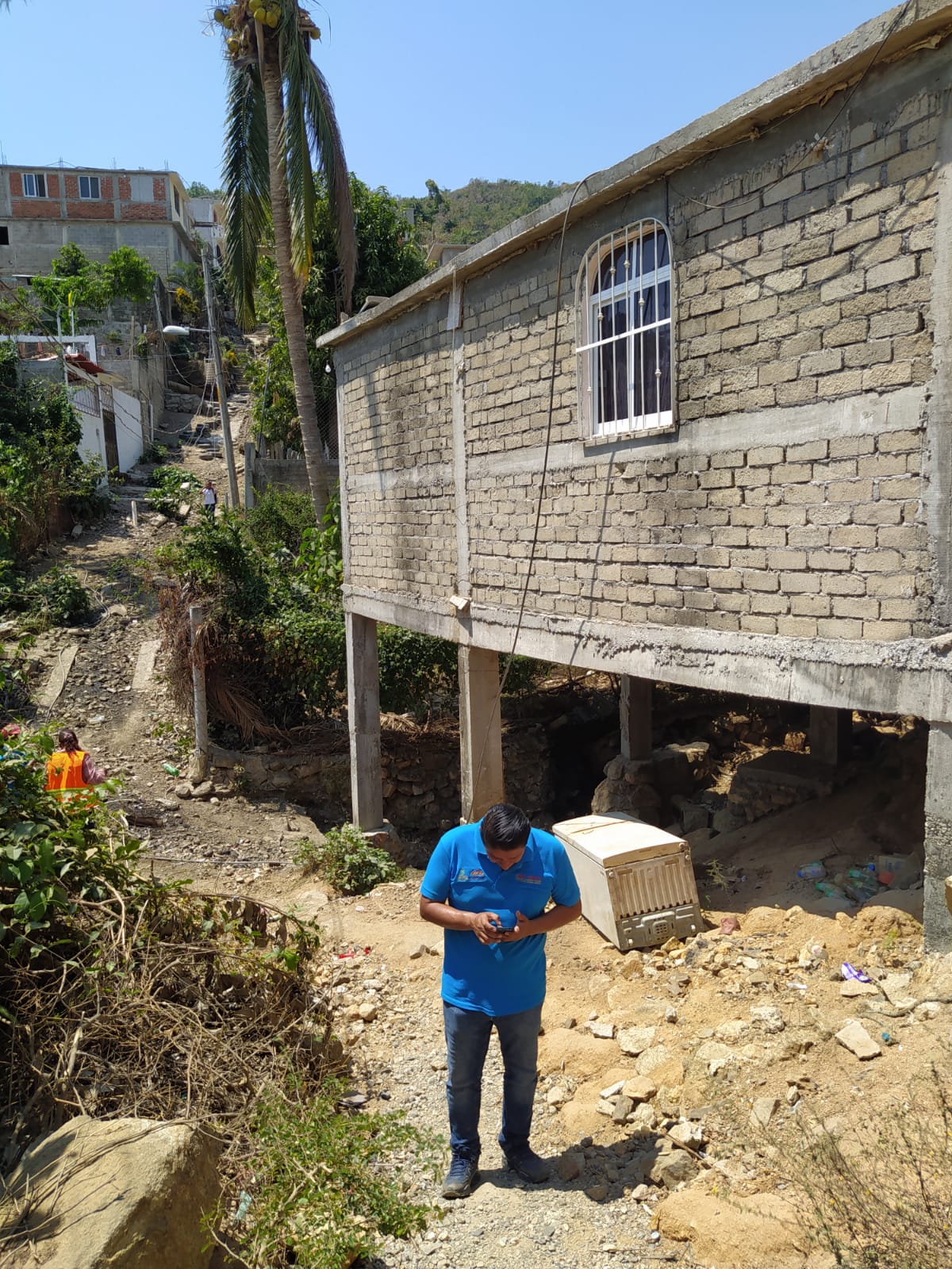 Recorre Gobierno de Acapulco cuatro cauces pluviales