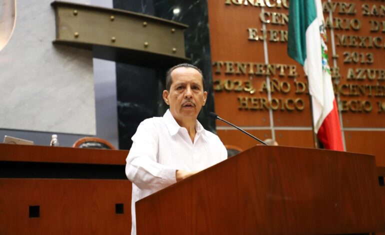 Analizan reforma para que licencias de titulares de organismos autónomos sean por un máximo de 30 días