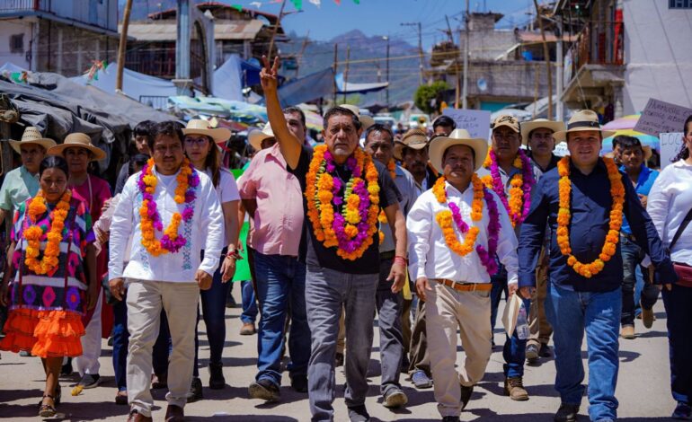 Morena busca consolidar los derechos de los pueblos indígenas en la Constitución, destaca Félix Salgado en Cochoapa El Grande