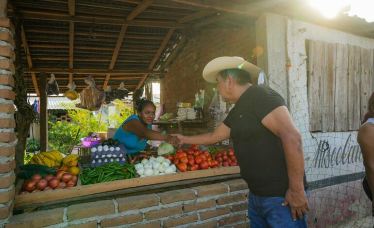 Destaca Félix Salgado la lucha de hombres y mujeres de Costa Grande por sus ideales
