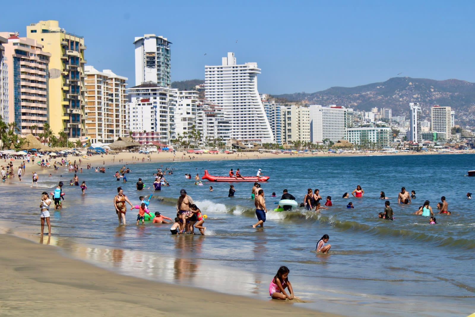 Gobierno municipal de Acapulco tiene otros datos sobre playas contaminadas