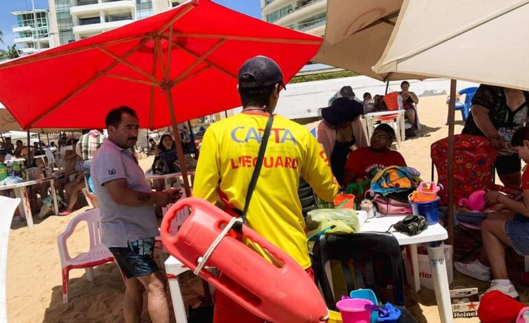 Realiza Gobierno Municipal recorridos informativos en playas de Acapulco