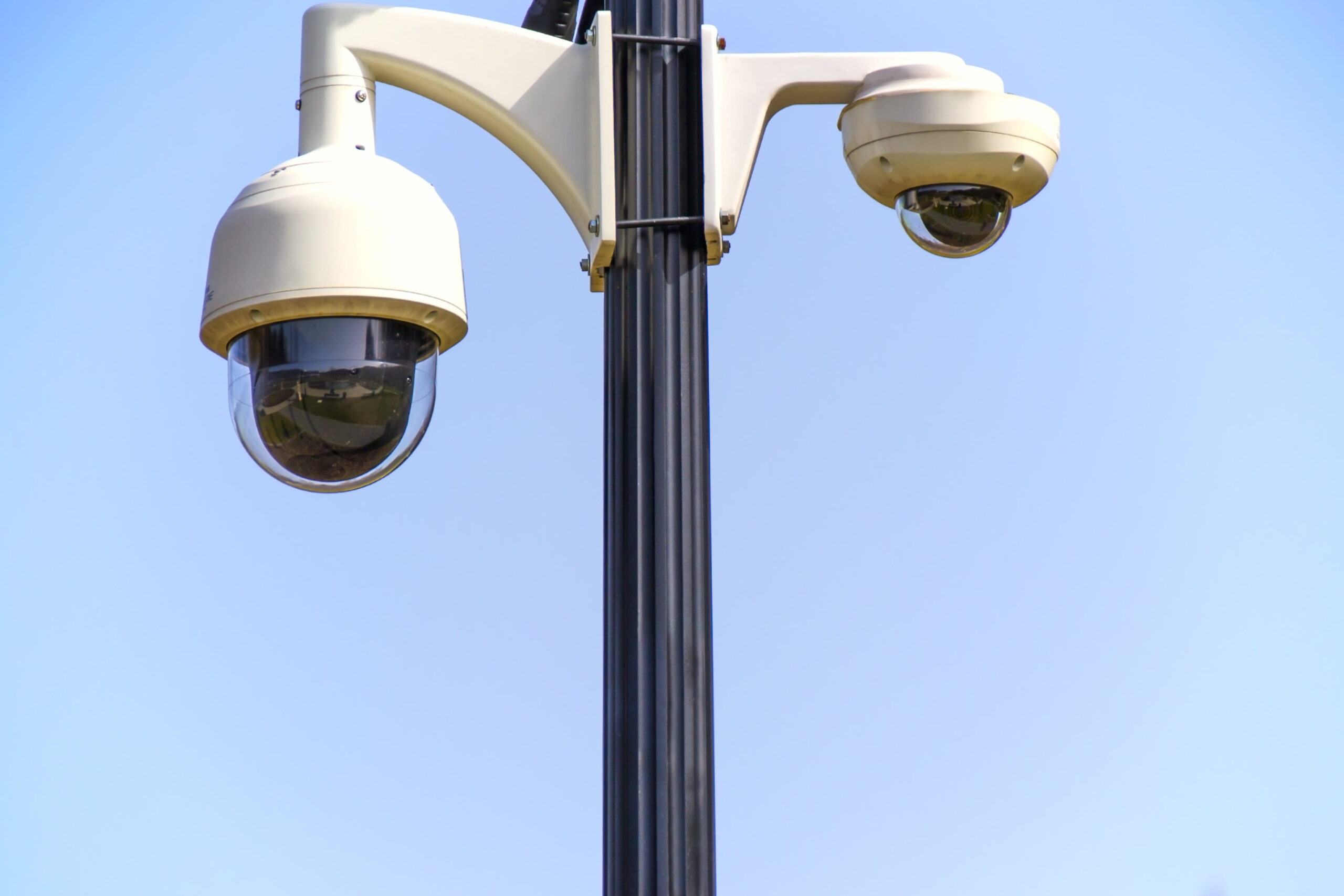 Va al 97% la instalación de 587 cámaras de video vigilancia en Acapulco