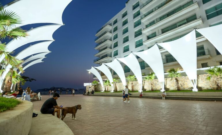 La Plaza Quebec se encuentra lista para recibir a los visitantes de Acapulco