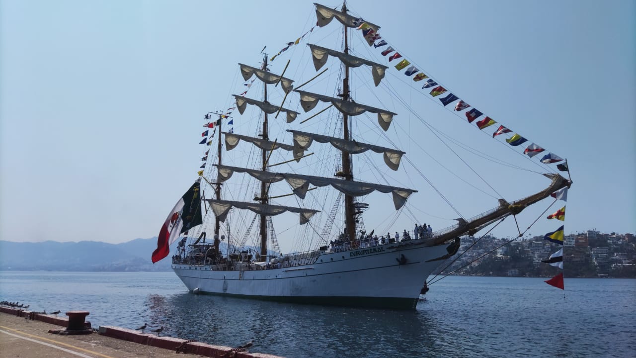 Llega el Buque Escuela Velero “Cuauhtémoc» a Acapulco después de recibir mantenimiento en el Astillero de Oaxaca