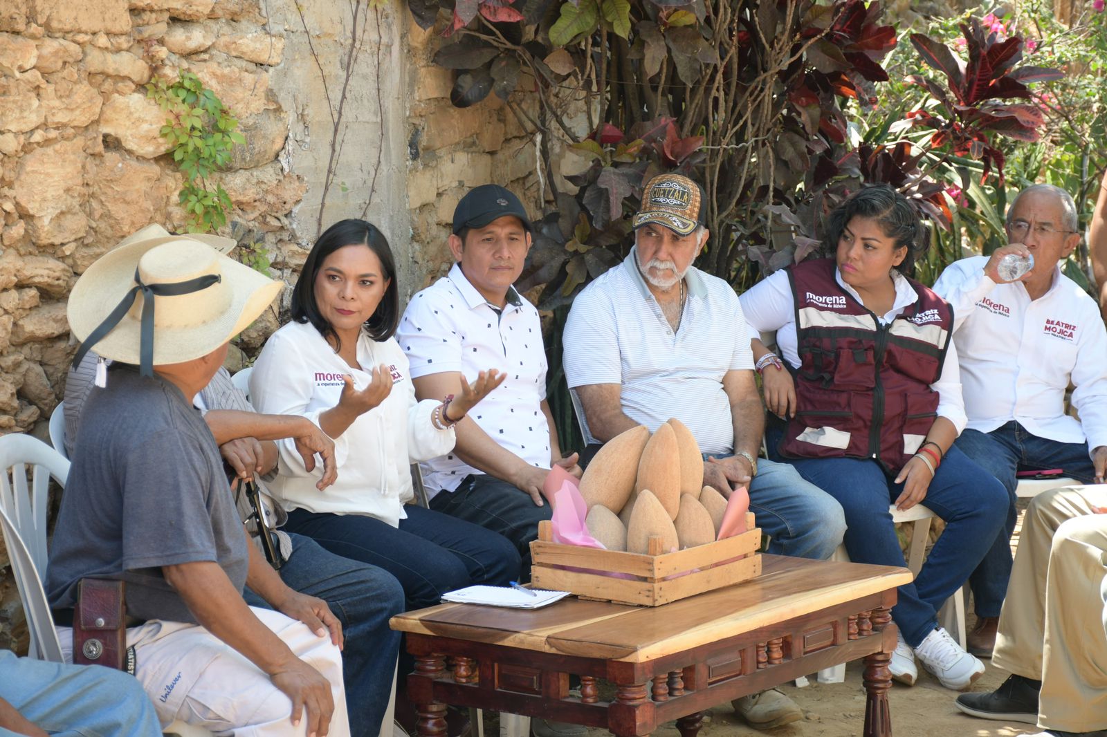 En Cueztala, Beatriz Mojica se pronuncia por eliminar las diputaciones plurinominales