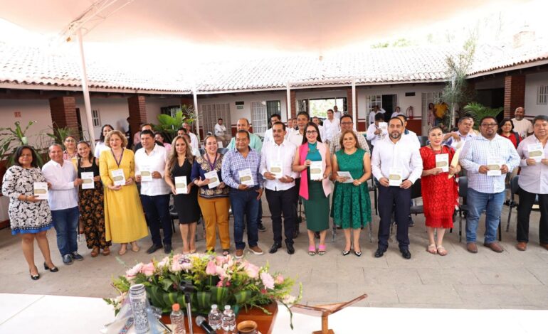Presentan en el Congreso la Guía del Proceso Electoral Federal y Local 2023-2024