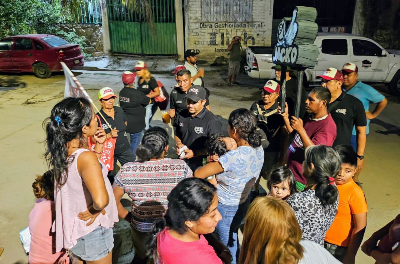 Diálogo directo con el pueblo de Jacko Badillo en el Distrito 9 local