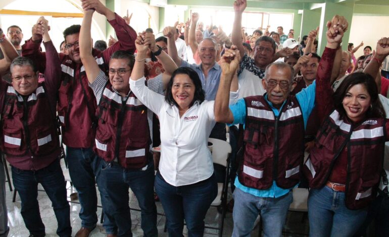 Se suman más de 18 mil agremiados del SNTE al proyecto de Abelina López Rodríguez