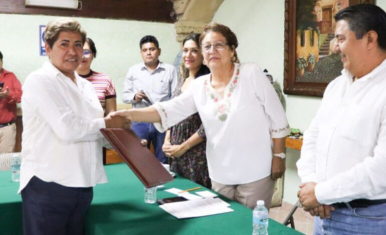 Reciben tres normales públicas guerrerenses el RENIECYT