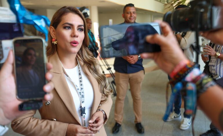 La gobernadora Evelyn Salgado y la Guardia Nacional le exponen a Slim y a otros empresarios como está la seguridad en Acapulco