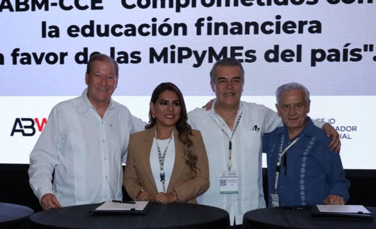 «Redituable» impulsar la economía desde abajo: Francisco Cervantes Díaz