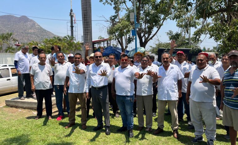 Respaldan transportistas continuidad de Abelina López Rodríguez