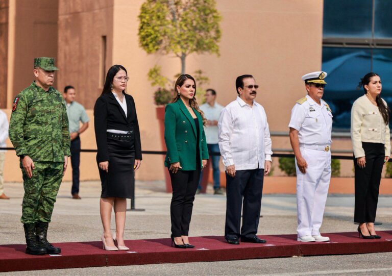 Guerrero avanza en la gran revolución educativa afirma Evelyn SalgadoWhatsApp Image 2024-05-13 at 17.57.34