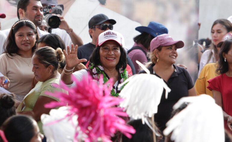 Respaldan colonias Héroes de Guerrero, Mártires de Cuilapa y Manantiales la continuidad de Abelina López