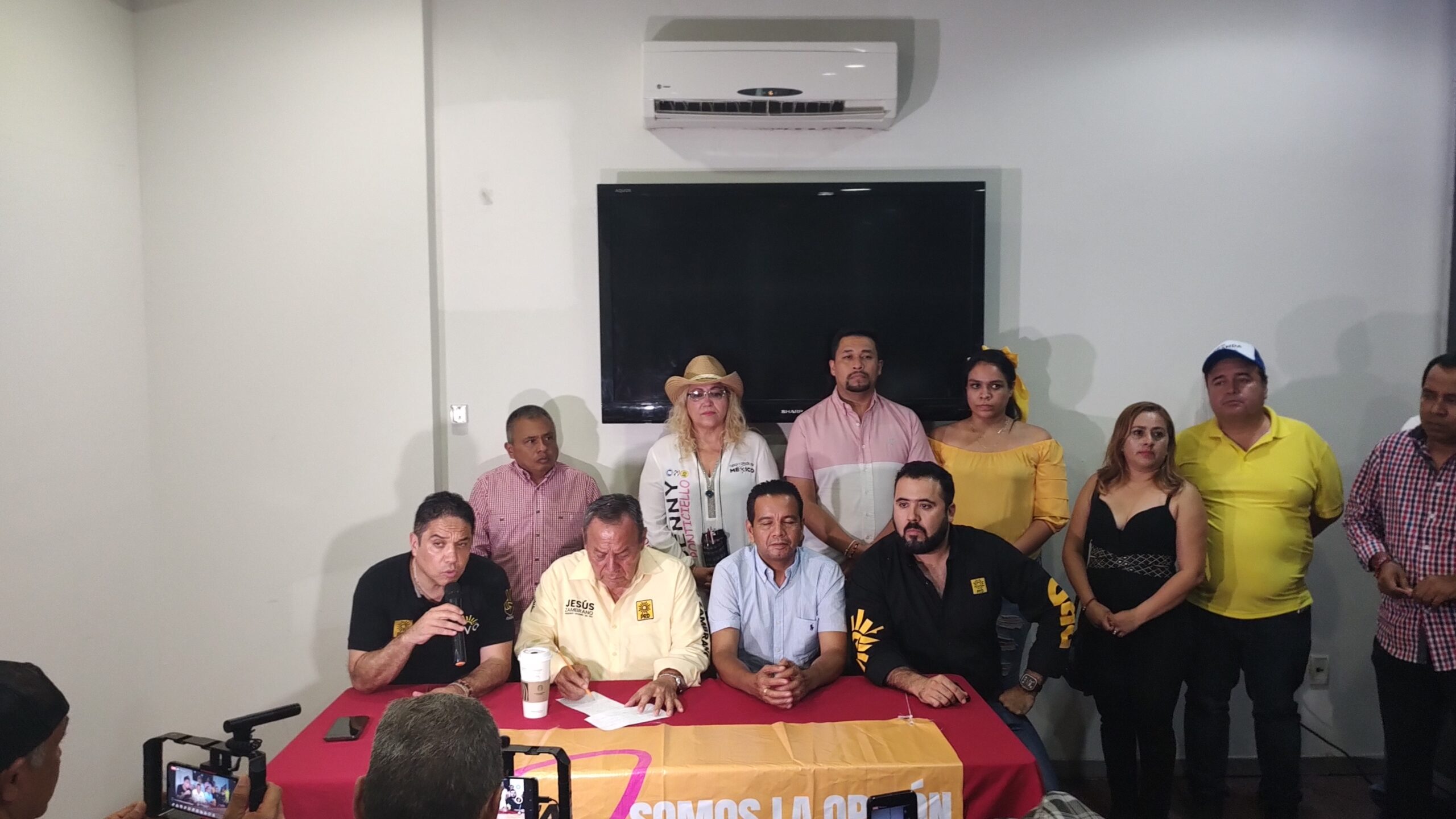 PRI, PRD y PAN le apuestan al voto oculto para alzarse con el triunfo