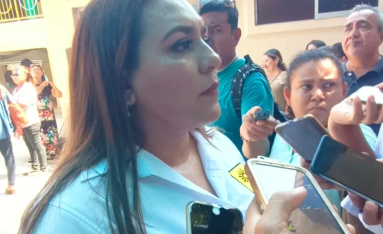 El PRD es una fuerza viva y el papá de Morena, responde Ivet Díaz ante crítica de Félix