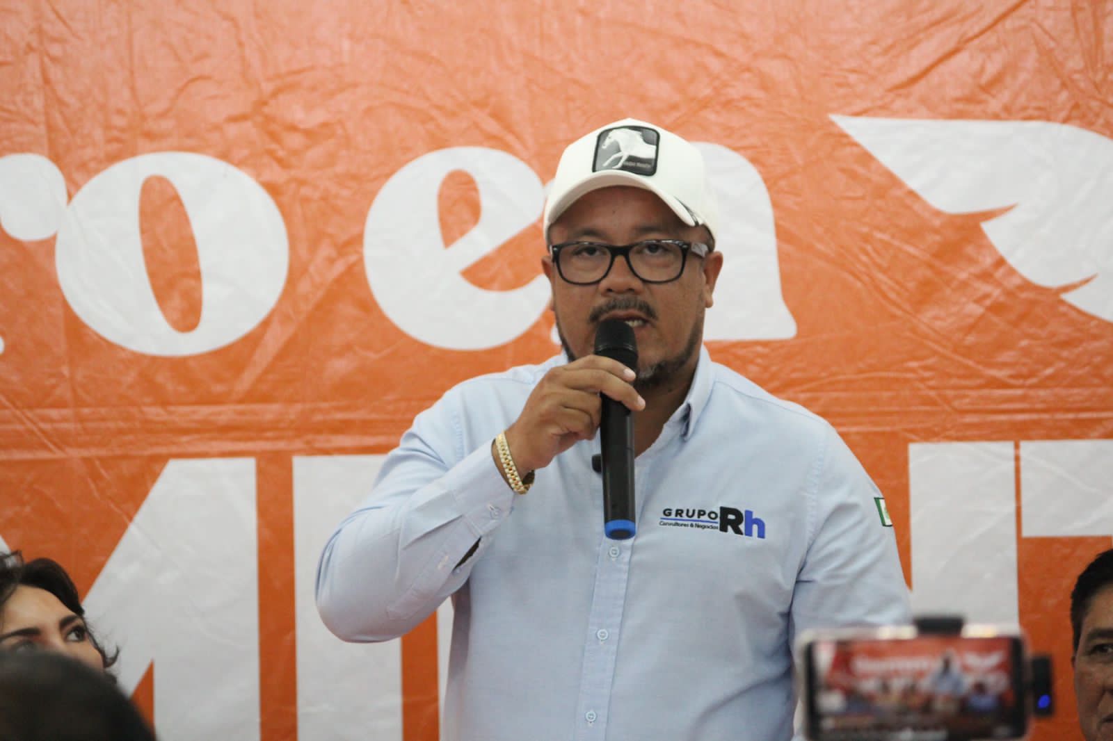 El empresario y exfuncionario Angel Cisneros y su grupo RH consultores, se suman al proyecto de Yoshio Ávila