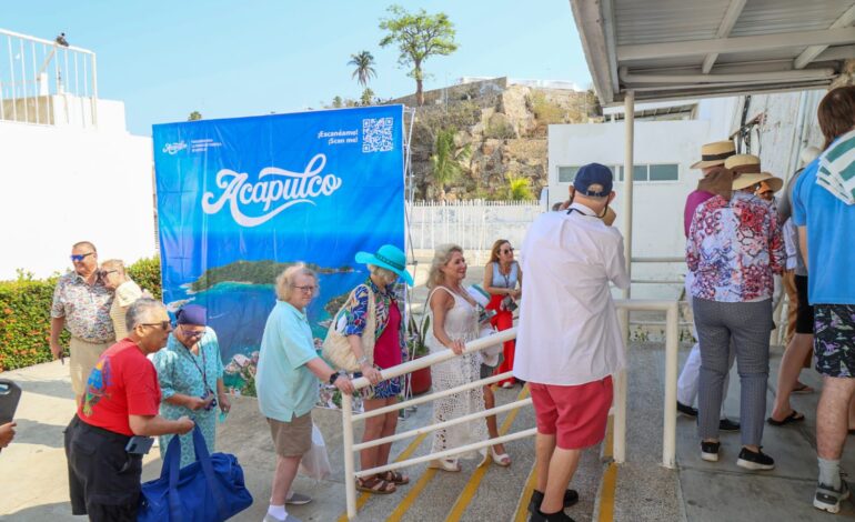 Arribó a Acapulco el Cristal Serenity, octavo crucero de la temporada