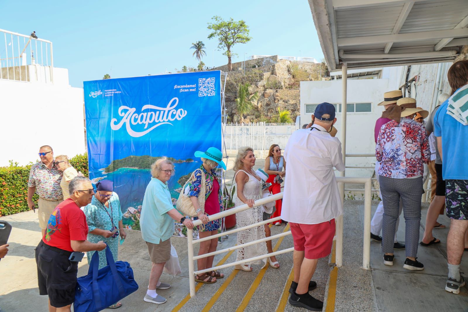 Arribó a Acapulco el Cristal Serenity, octavo crucero de la temporada