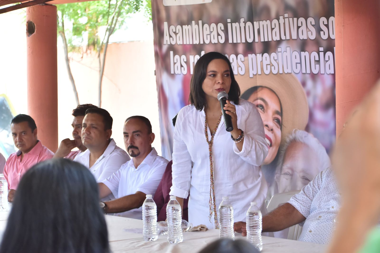 Encabeza Beatriz Mojica en Zihuatanejo foro donde explica las reformas iniciales del Plan C