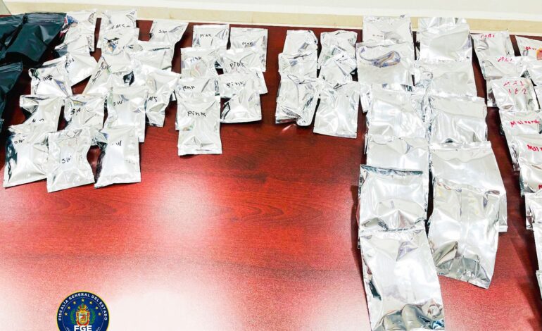 Decomisan estupefacientes en Acapulco; el sospechoso escapó