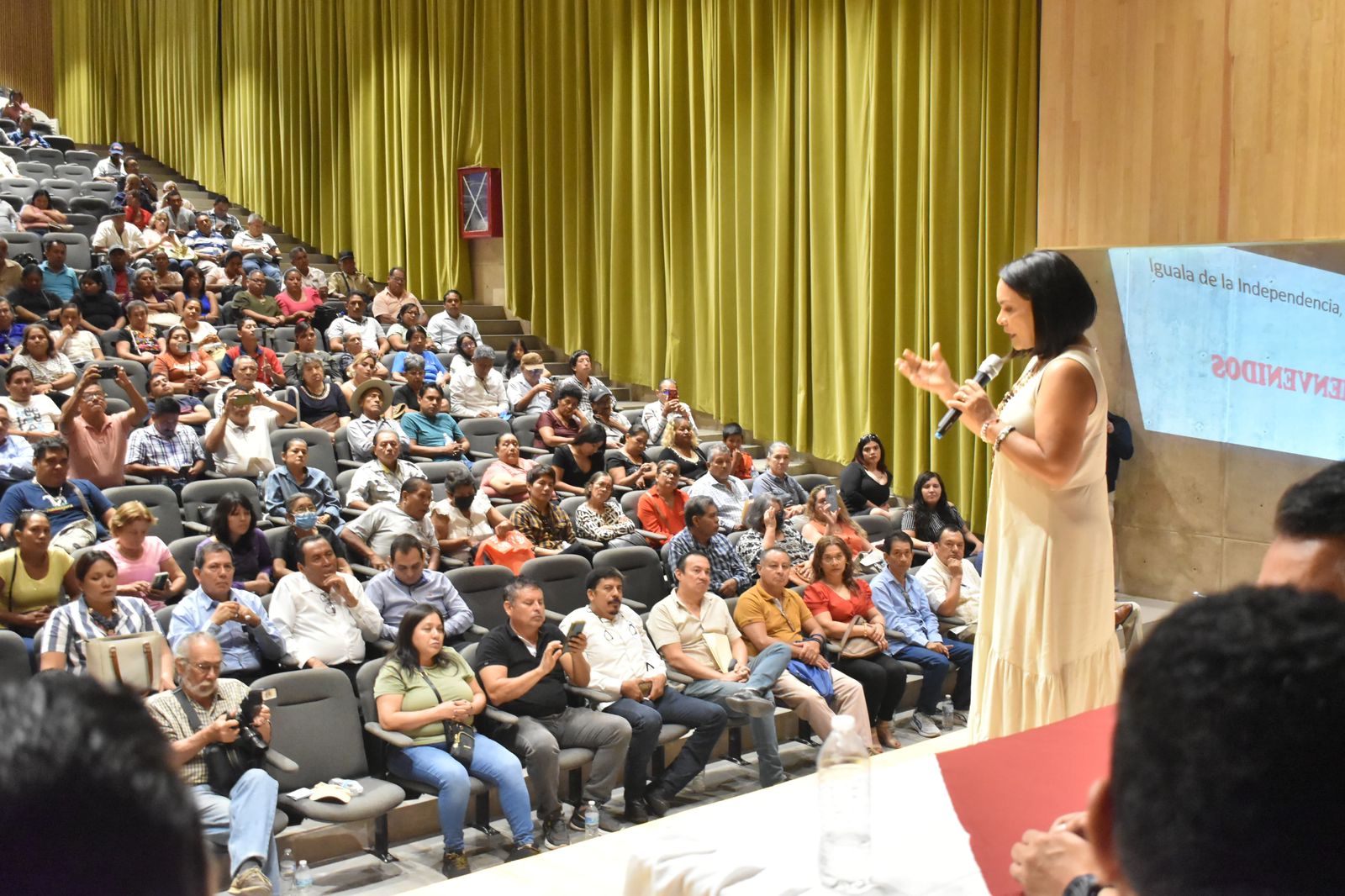 Beatriz Mojica Realiza en Iguala la antepenúltima Asamblea Informativa sobre las reformas del Plan C