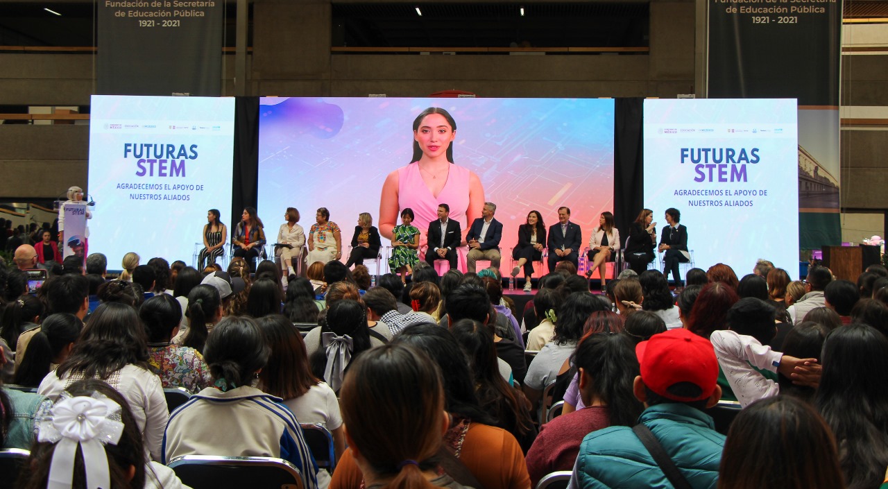 Estudiantes del CONALEP de Chilpancingo participaron en el evento «FuturaSTEM» de la CDMX