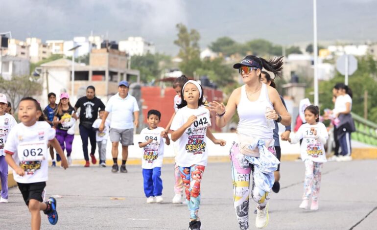 Celebra DIF Guerrero Segunda Gran Carrera por los Derechos de Niñas, Niños y Adolescentes