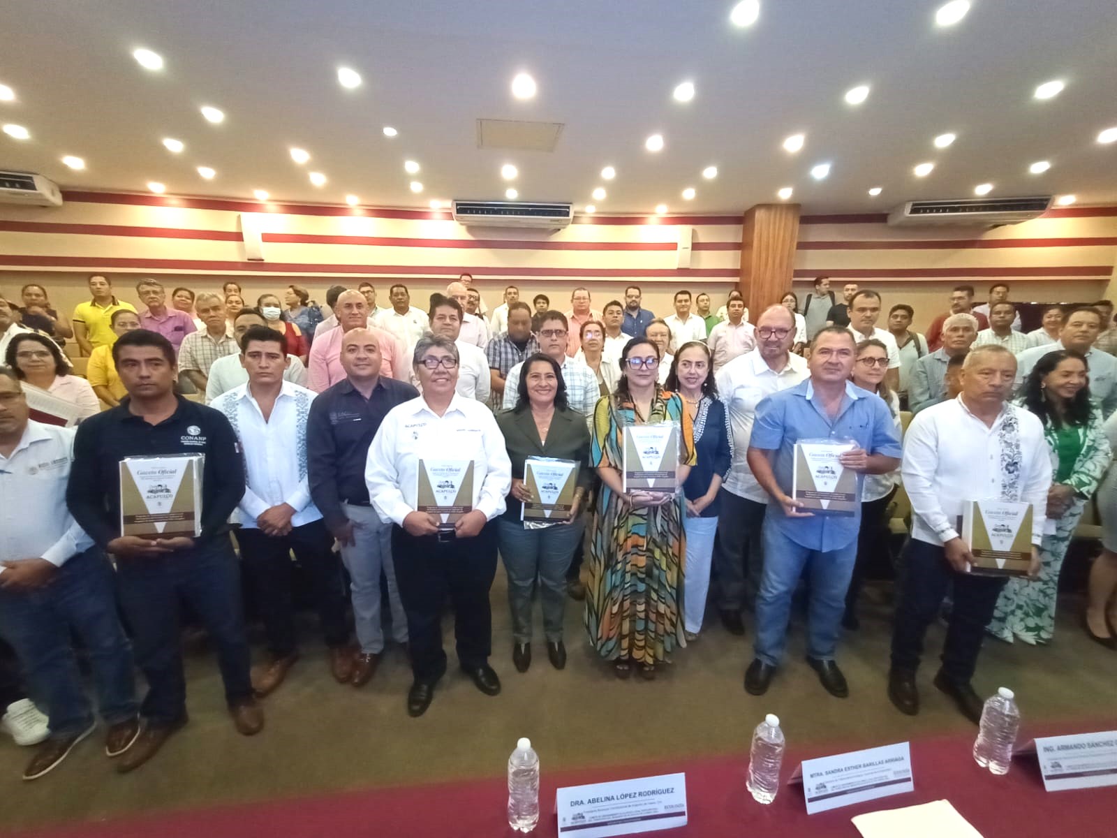 Presenta Abelina histórico Programa de Ordenamiento Ecológico de Acapulco