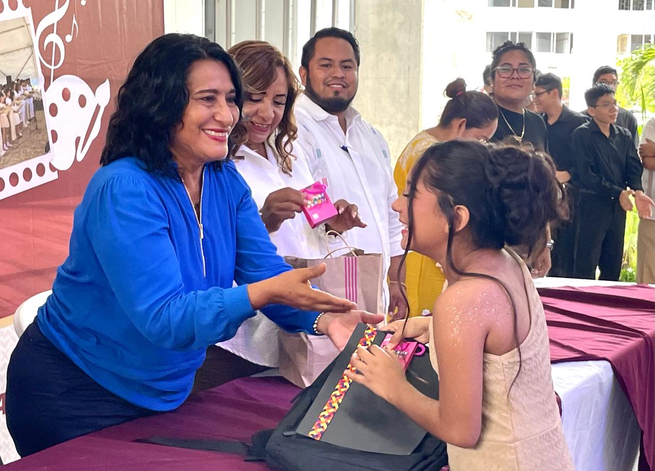 Ve Abelina López «gran auge» para Acapulco y Guerrero con la presidenta electa Claudia Sheinbaum y Josefina Rodríguez en la Secretaría de Turismo