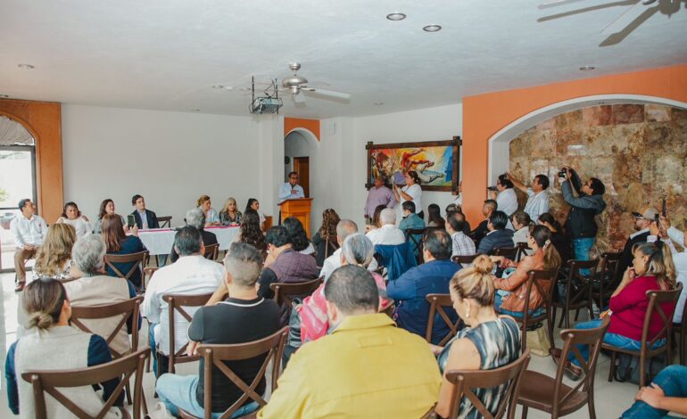 Impulsa Evelyn Salgado los destinos turísticos guerrerenses