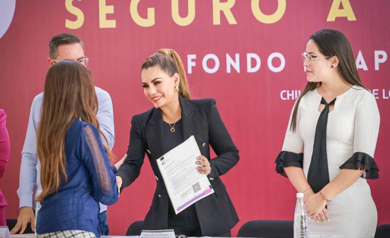 Fortalece Evelyn Salgado respaldo a periodistas con entrega de Pólizas de Seguro de Vida del FAP 2024