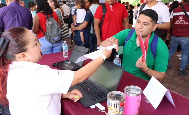 Busca la gobernadora Evelyn Salgado disminuir la informalidad laboral a través de las Ferias del Empleo para Jóvenes