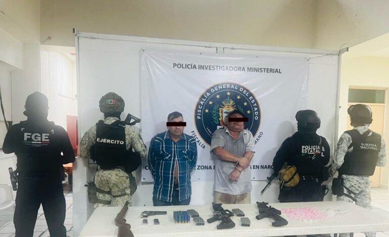 Detienen a dos hombres a quienes les decomisan armas de alto poder en Acapulco