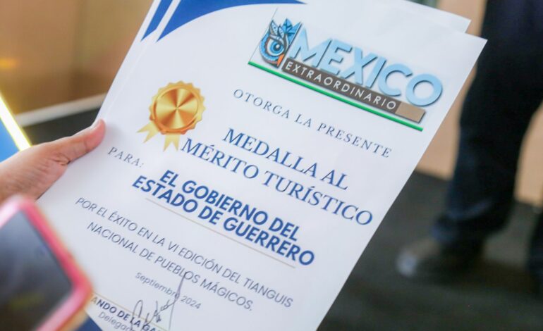 Un logro más de la gobernadora Evelyn Salgado Pineda, recibe Guerrero Medalla al Mérito Turístico en el Tianguis Nacional de Pueblos Mágicos