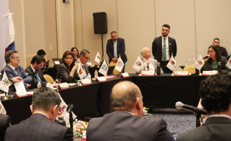 Guerrero presenta proyectos estratégicos en la Tercera Asamblea General Ordinaria de la AMSDE 2024