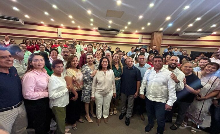 Adelanta Gobierno de Abelina 50 por ciento del aguinaldo a trabajadores