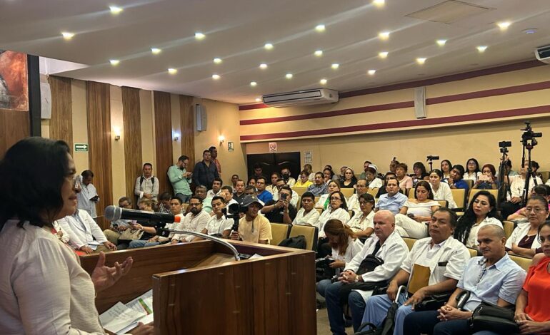 Recibe Presidenta Abelina a 62 trabajadores de salud del IMSS Bienestar