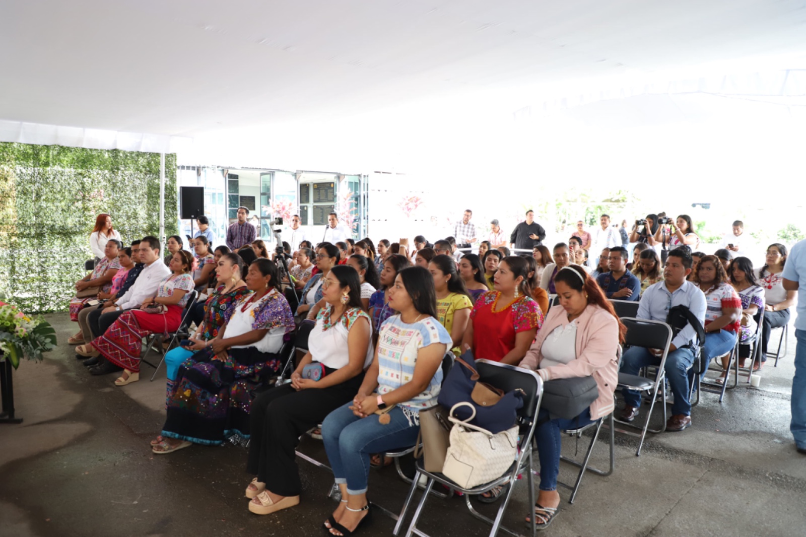 Asume desde el Congreso el compromiso de continuar el marco de derechos de las mujeres indígenas