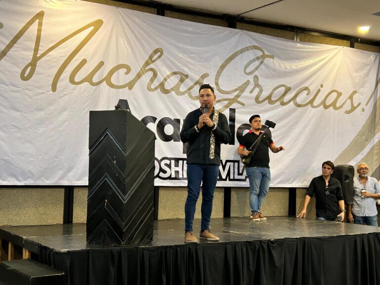 yoshio avila da las gracias